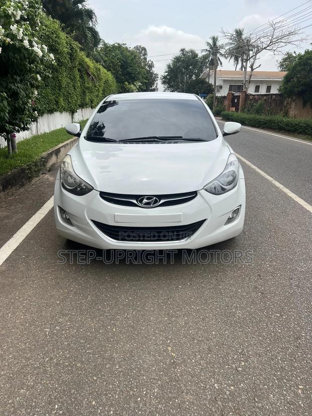 Hyundai Avante 2014 White