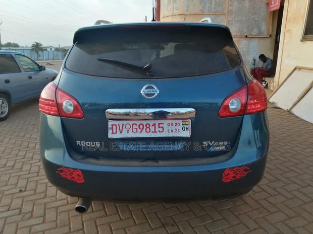 Nissan Rogue SV 2013 Blue