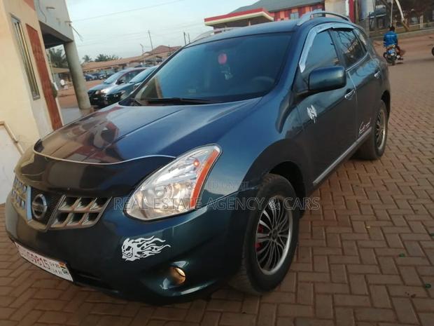 Nissan Rogue SV 2013 Blue