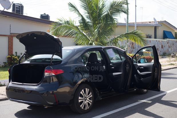 Toyota Corolla LE 2021 Black