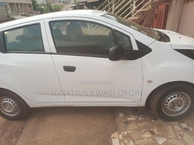 Chevrolet Spark 1LT 4dr Hatchback (1.2L 4cyl 5M) 2014 White