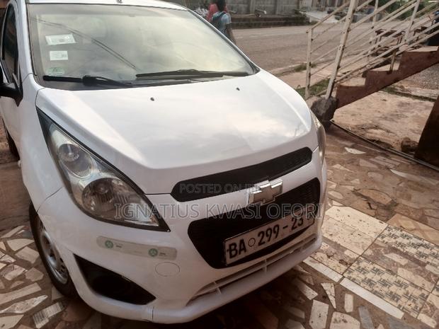 Chevrolet Spark 1LT 4dr Hatchback (1.2L 4cyl 5M) 2014 White