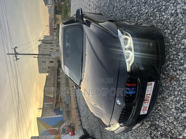 BMW 330i 2017 Black