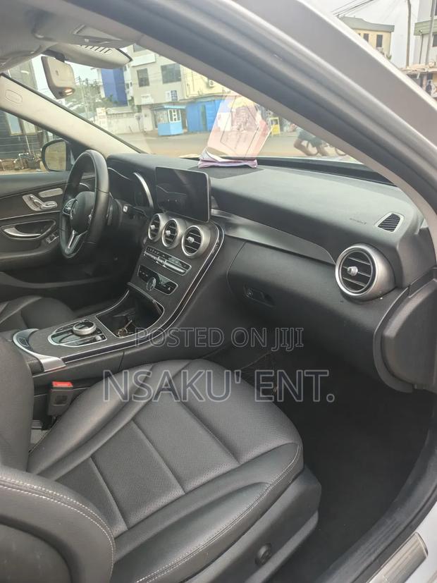 Mercedes-Benz C300 2020 Silver