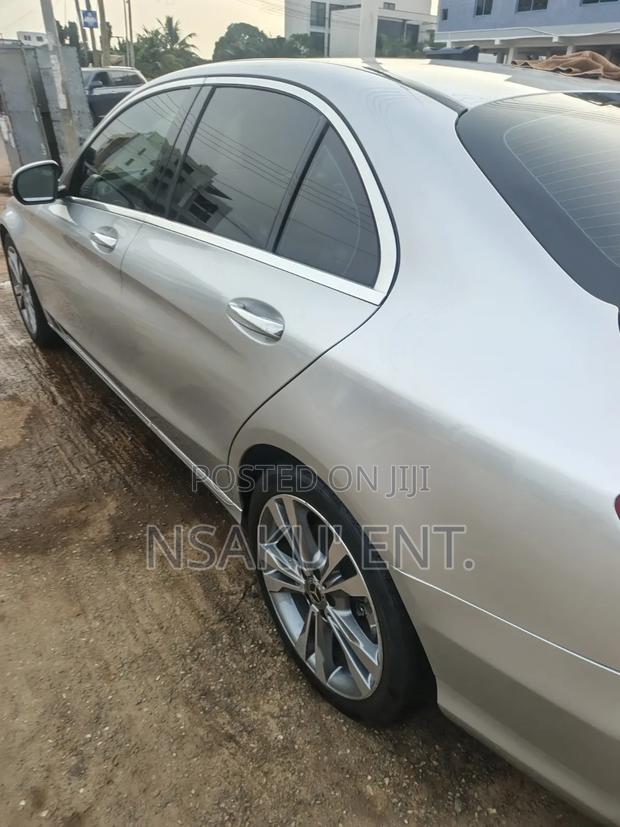 Mercedes-Benz C300 2020 Silver