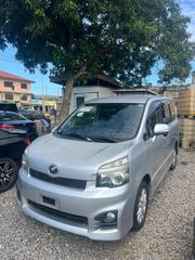 Toyota Voxy 2010 Silver for sale
