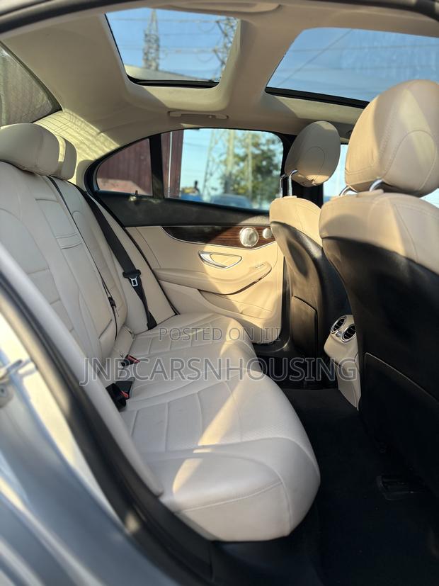 Mercedes-Benz C300 2017 Silver