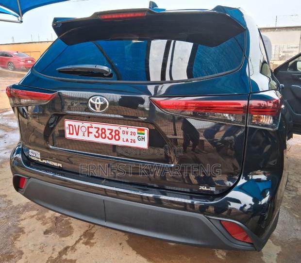 Toyota Highlander XLE AWD 2023 Black