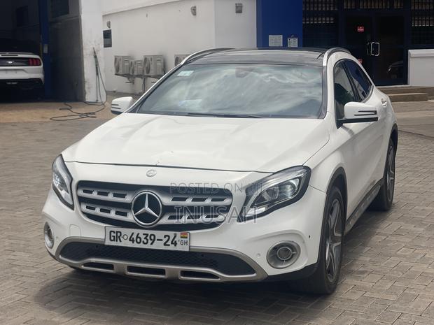 Mercedes-Benz GLA 250 2016 White