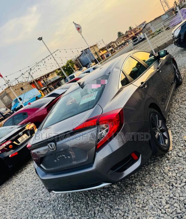 Honda Civic EX Sedan 2019 Gray