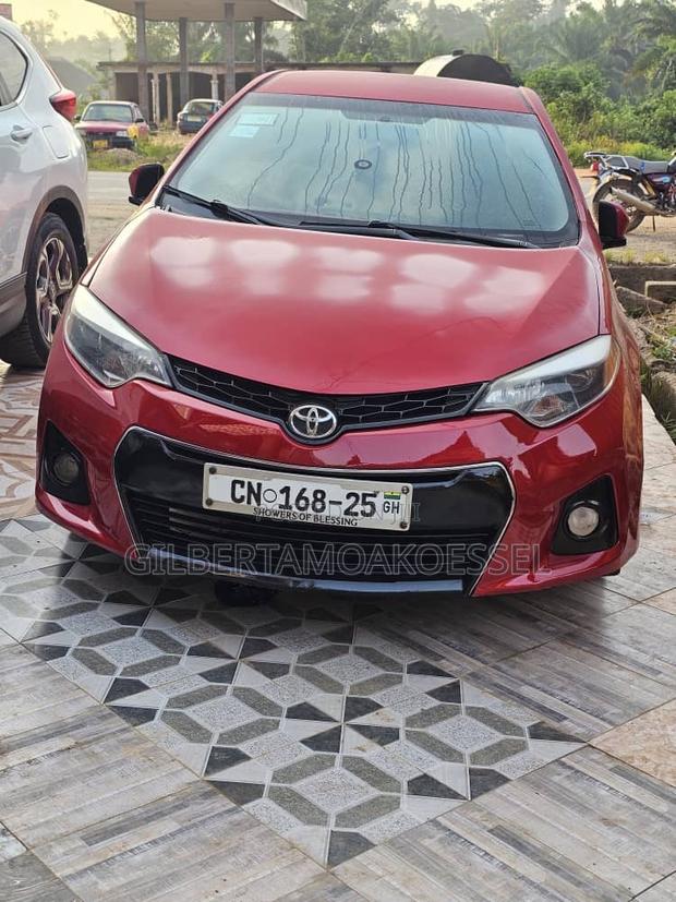 Toyota Corolla S 4dr Sedan (1.8L 4cyl CVT) 2014 Red