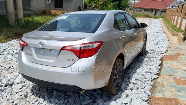 Toyota Corolla 2015 Silver