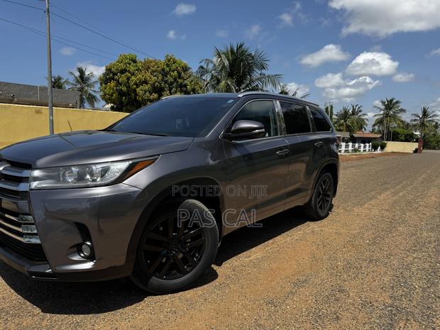 Toyota Highlander 2016 Gray