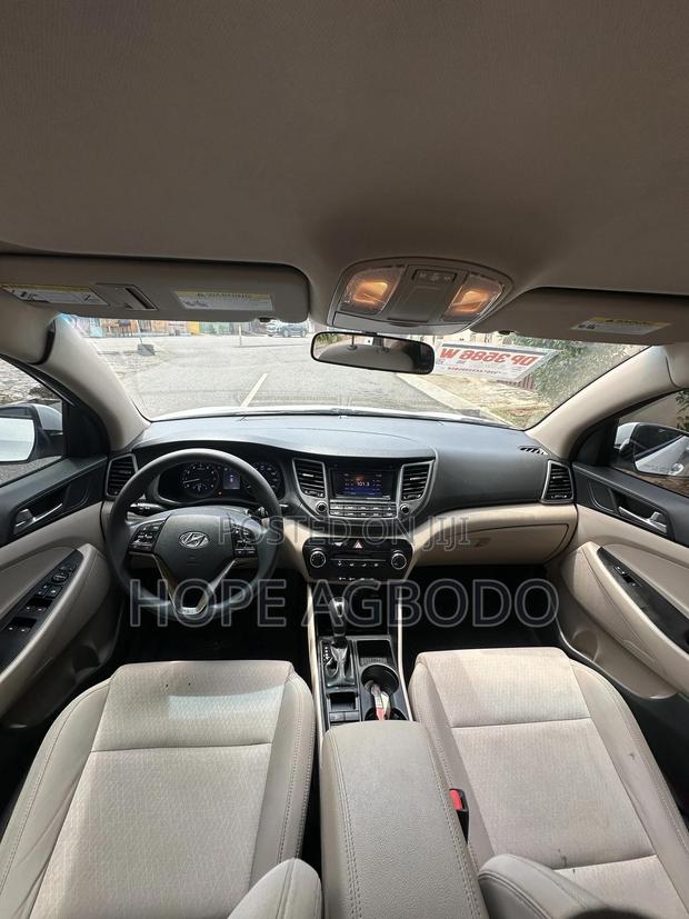Hyundai Tucson Eco FWD 2017 White