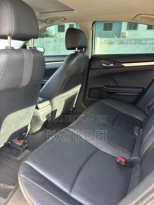 Honda Civic Touring Sedan 2020 White