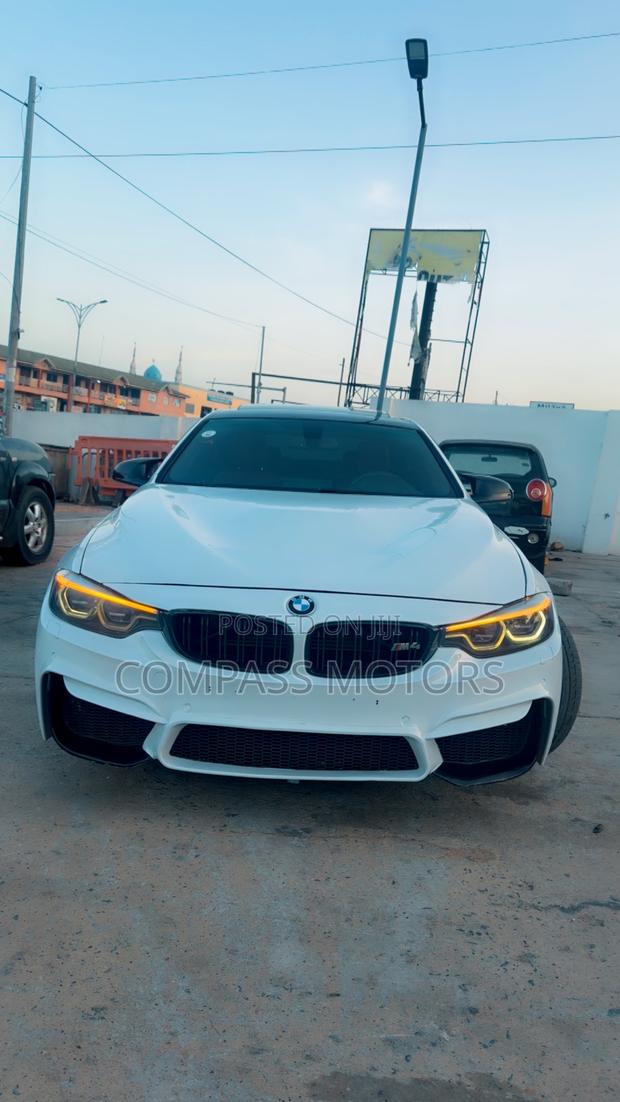 BMW M4 3.0 Coupe RWD 2017 White