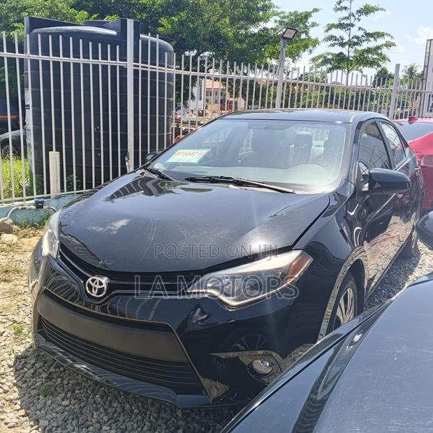 Toyota Corolla 2015 Black