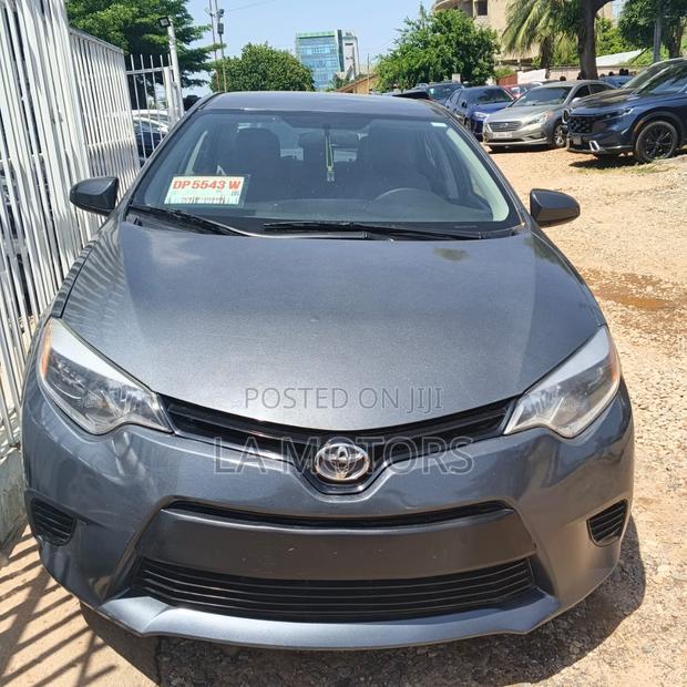 Toyota Corolla 2015 Gray