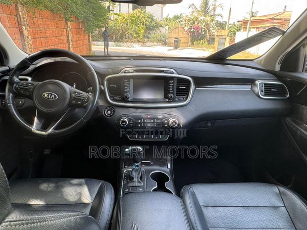 Kia Sorento 2017 Brown