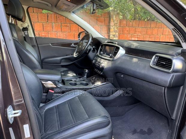 Kia Sorento 2017 Brown