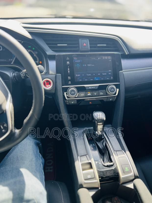 Honda Civic 2017 Blue