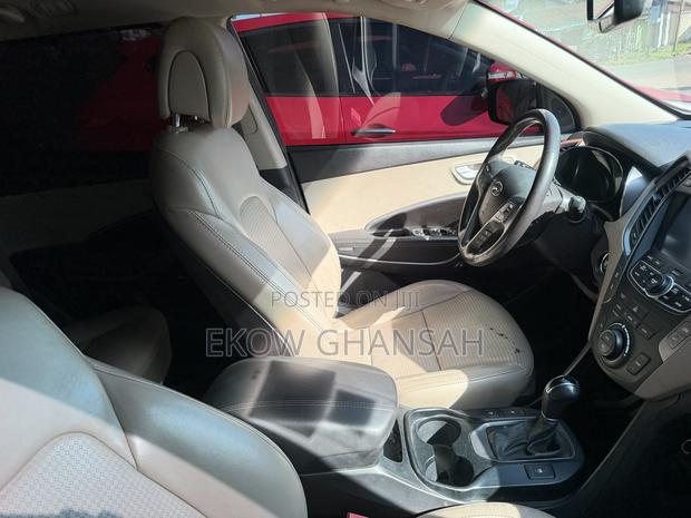 Hyundai Santa Fe 2015 Red