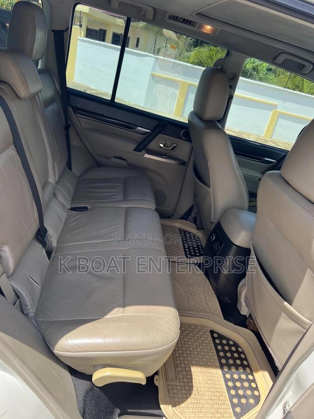 Mitsubishi Pajero V80 3.8 V6 GLS 2016 Off white