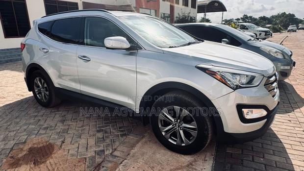 Hyundai Santa Fe 2015 Silver