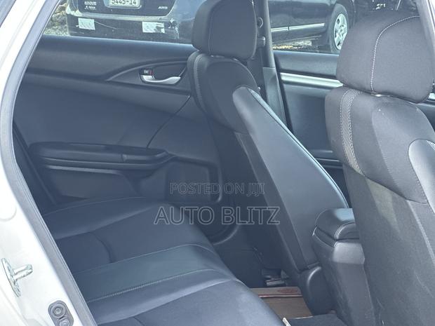 Honda Civic Sport 2021 White