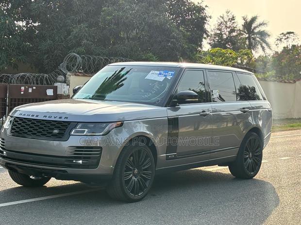 Land Rover Range Rover P525 HSE SWB 2020 Gray