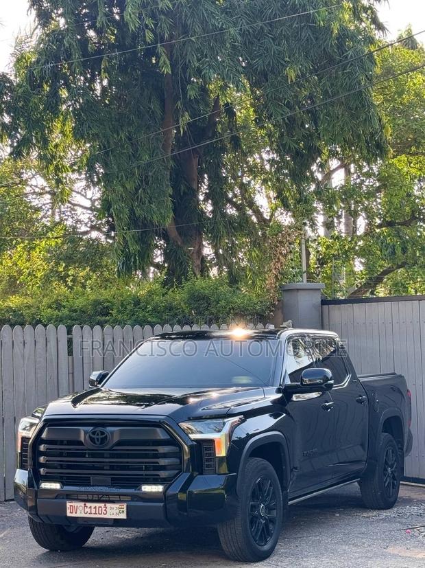 Toyota Tundra Limited Double Cab 6.5' Bed 2024 Black