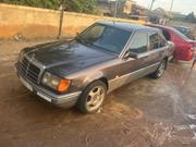 Mercedes-Benz 200 Diesel 1995 Gray for sale