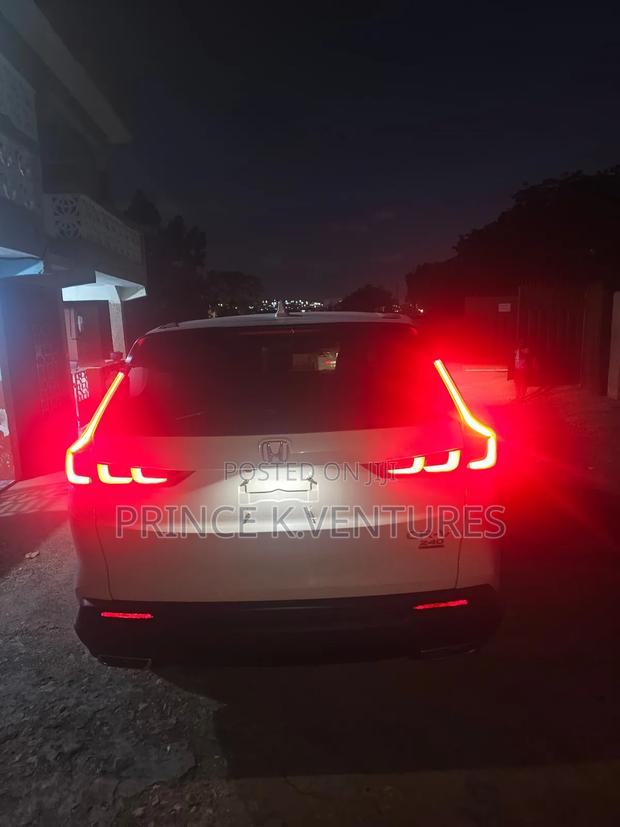 Honda CR-V LX 2WD 2025 White