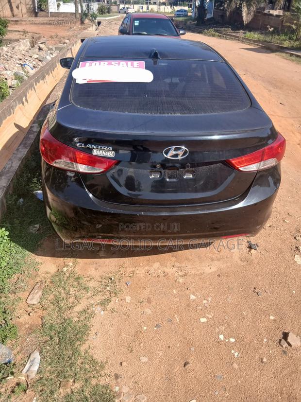 Hyundai Elantra 2012 Black
