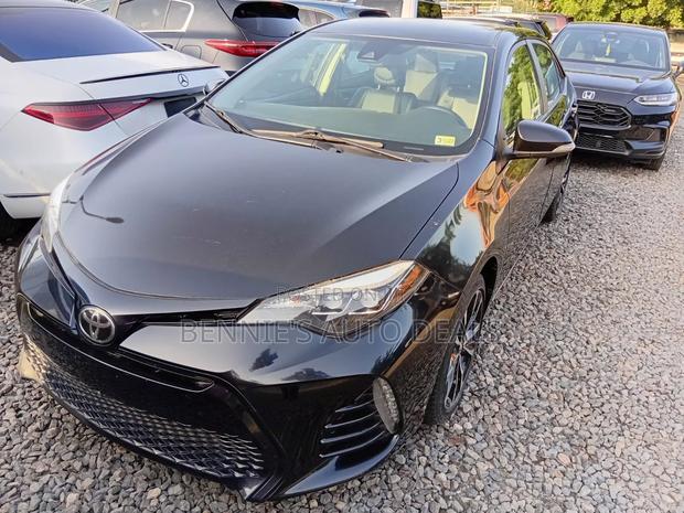 Toyota Corolla 2017 Black
