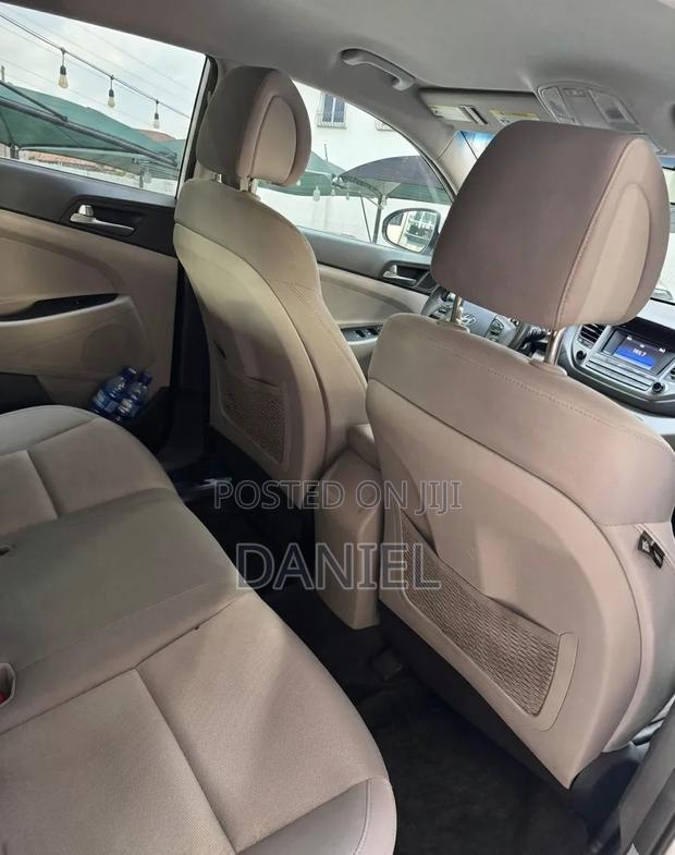 Hyundai Tucson SE AWD 2016 White