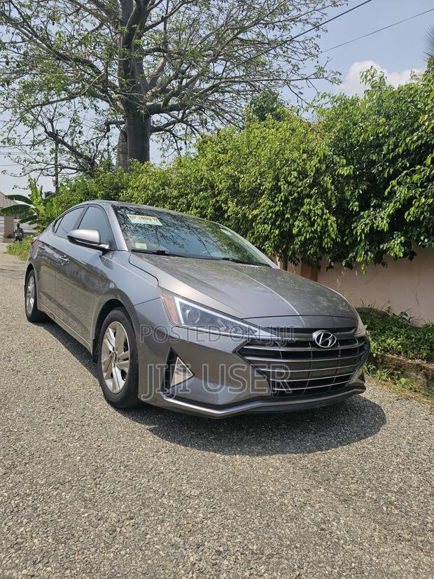 Hyundai Elantra 2019 Gray
