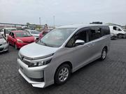 Toyota Voxy 2016 Silver for sale