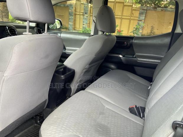 Toyota Tacoma SR 2021 Gray