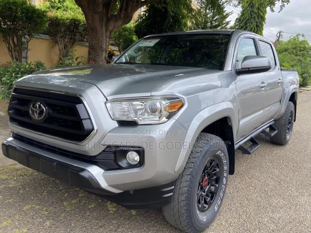 Toyota Tacoma SR 2021 Gray