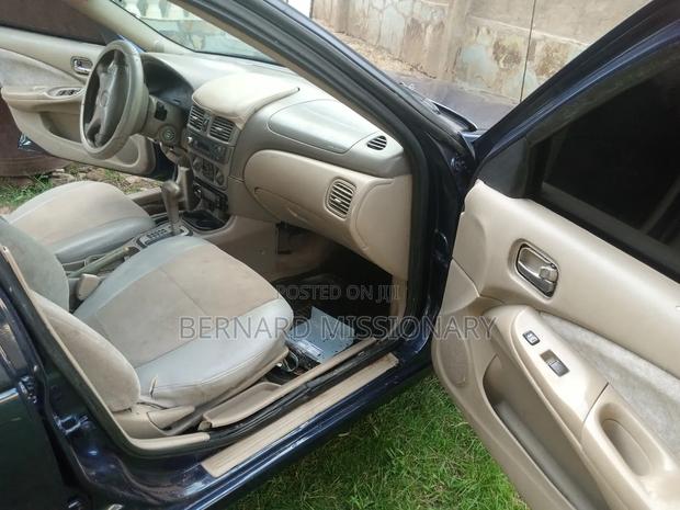 Nissan Sentra SE-R 2002 Blue