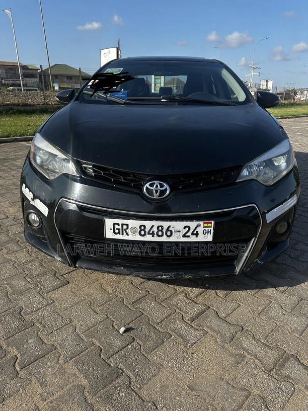 Toyota Corolla 2016 Black