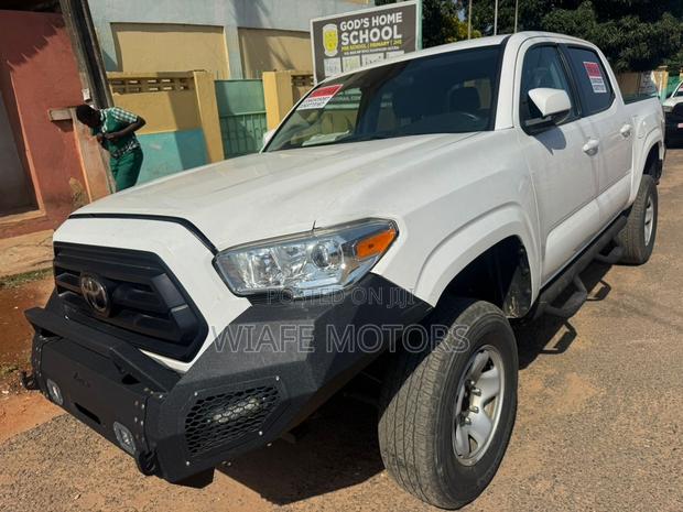 Toyota Tacoma SR5 V6 4x4 Double Cab 127.4 in. WB 2020 White