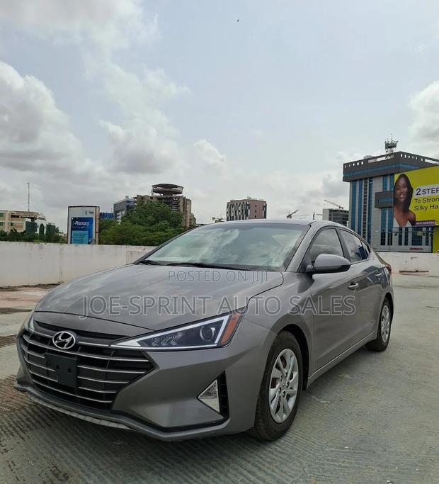 Hyundai Elantra SE 2020 Gray