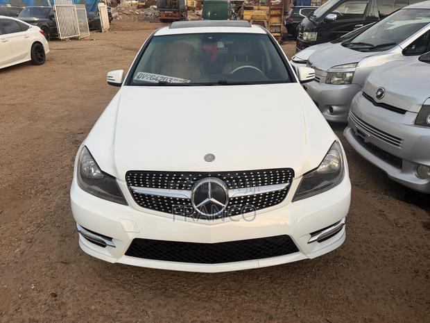 Mercedes-Benz C250 2014 White
