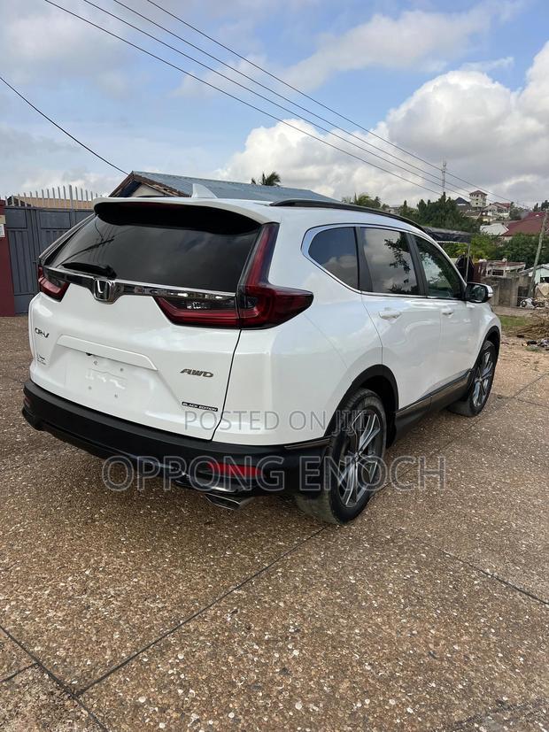 Honda CR-V Special Edition 2021 White