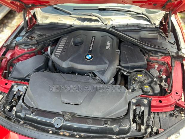 BMW 330i 2017 Red