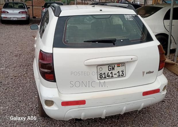 Pontiac Vibe 2007 White