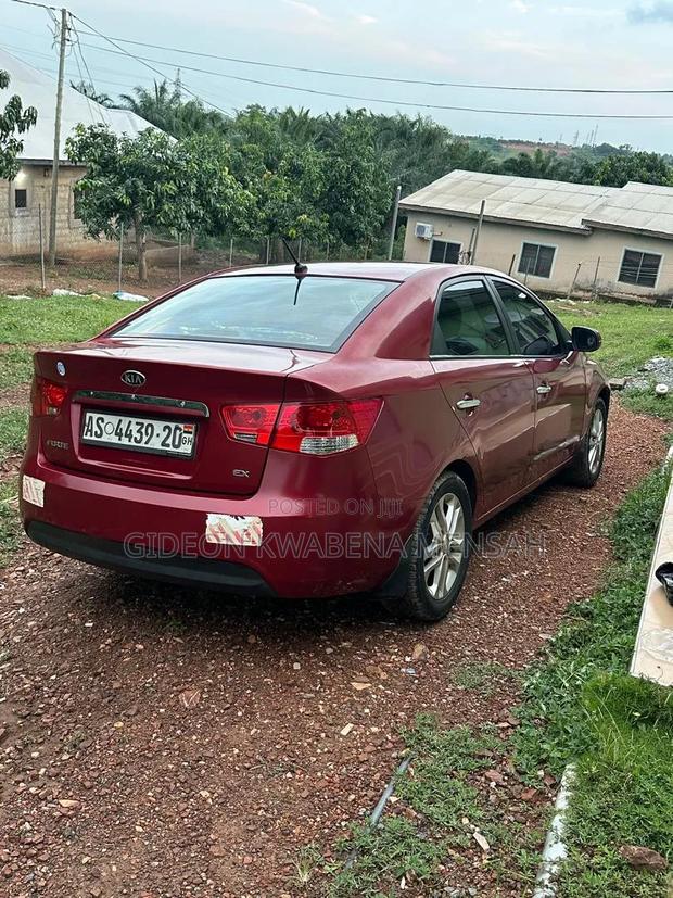 Kia Forte EX Sedan 2013 Red