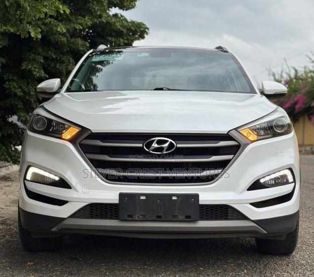 Hyundai Tucson 2018 White